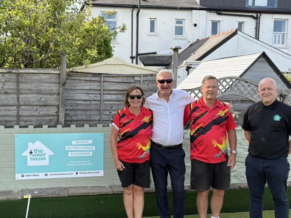 The Solar House team with members of Whitchurch Bowling Club